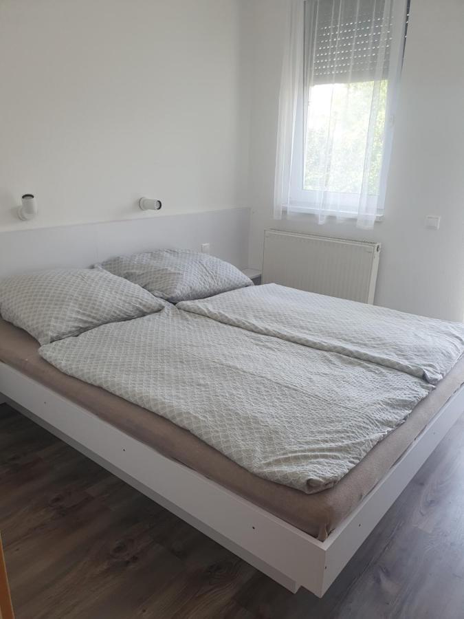 Maja apartman 2 Balatonlelle Bagian luar foto